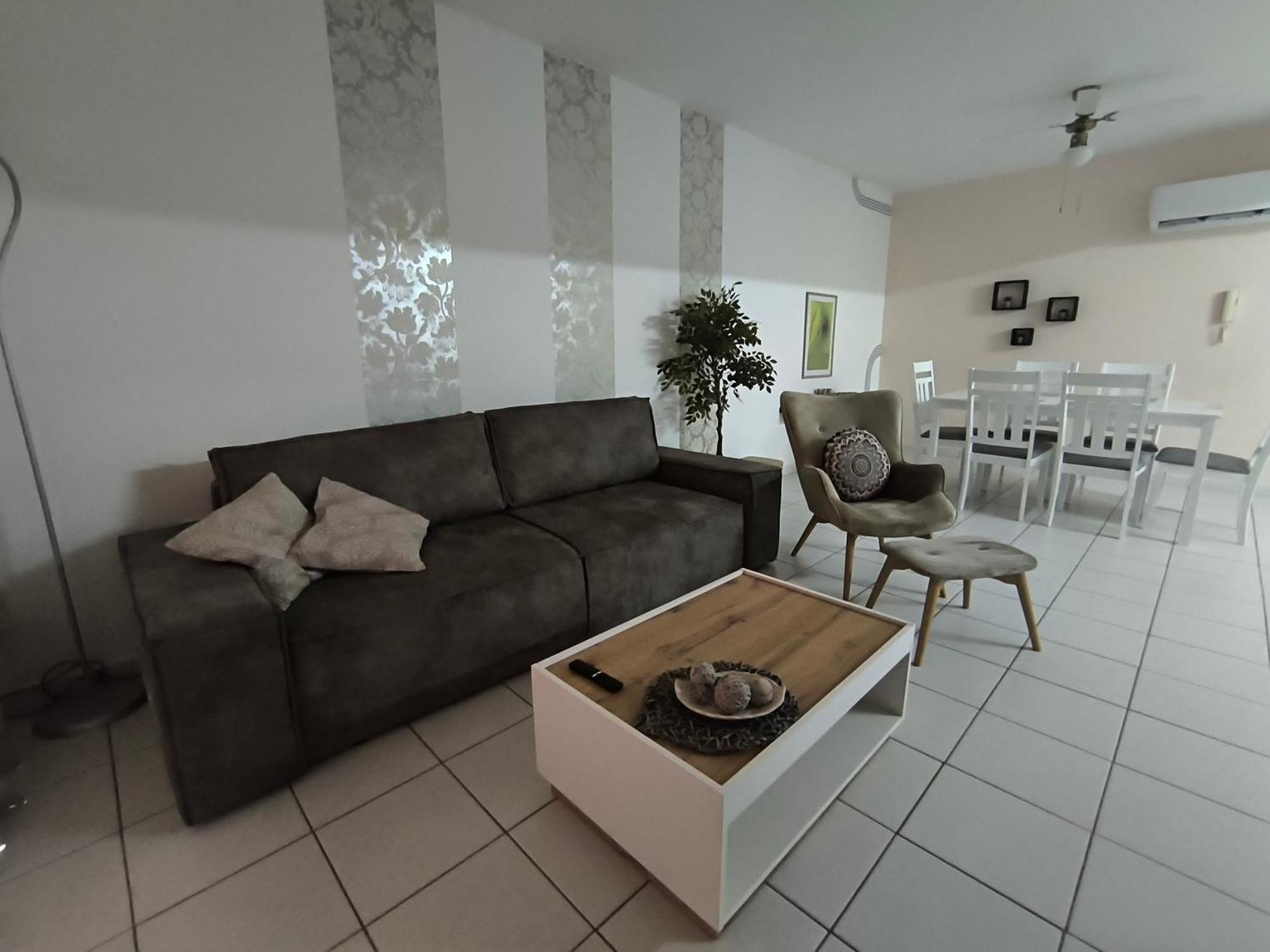 Anthea Gardens - Cosy Condo 파포스 외부 사진